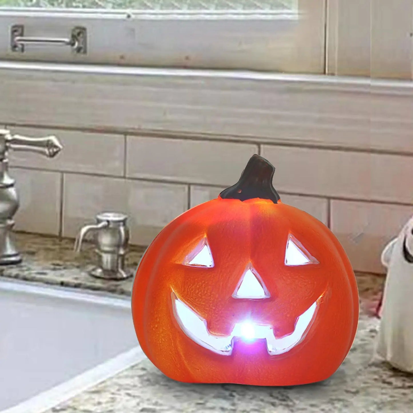 Halloween Pumpkin Lights Realistic Ornament Glow in The Dark Pumpkin Lantern Lamp for Patio Wall Holiday Party Outdoor Indoor