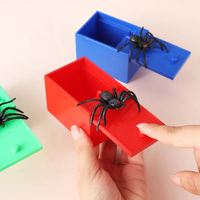 Trick Spider Funny Scare Box Wooden Hidden Box Quality Prank Wooden Scare Box Fun Game Prank Trick Friend Office Toys