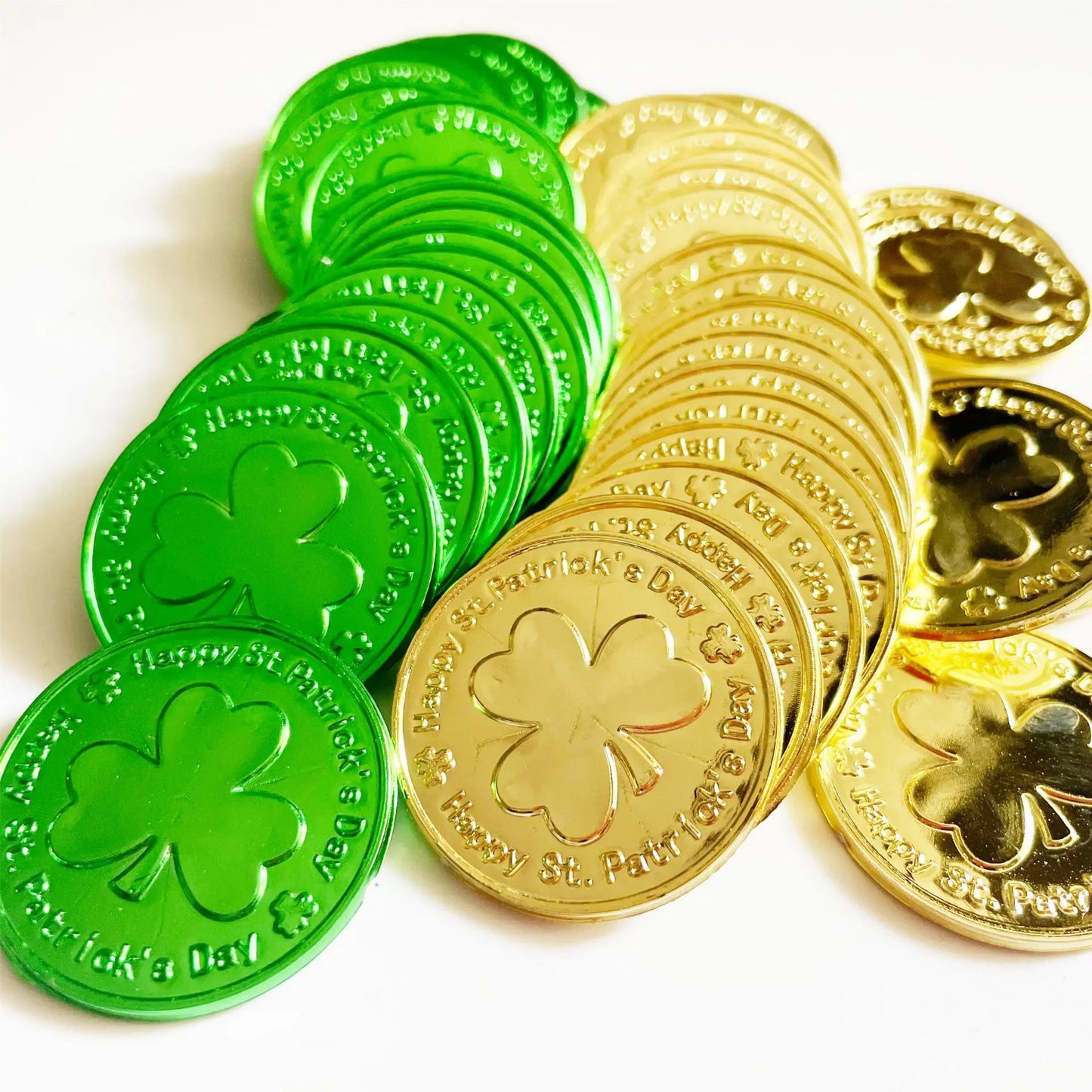 10-100Pcs St Patricks Day Prop Coins Green Gold Clover Lucky Shamrock Party Decoration Props Party Gifts Favors Green Coins Toys