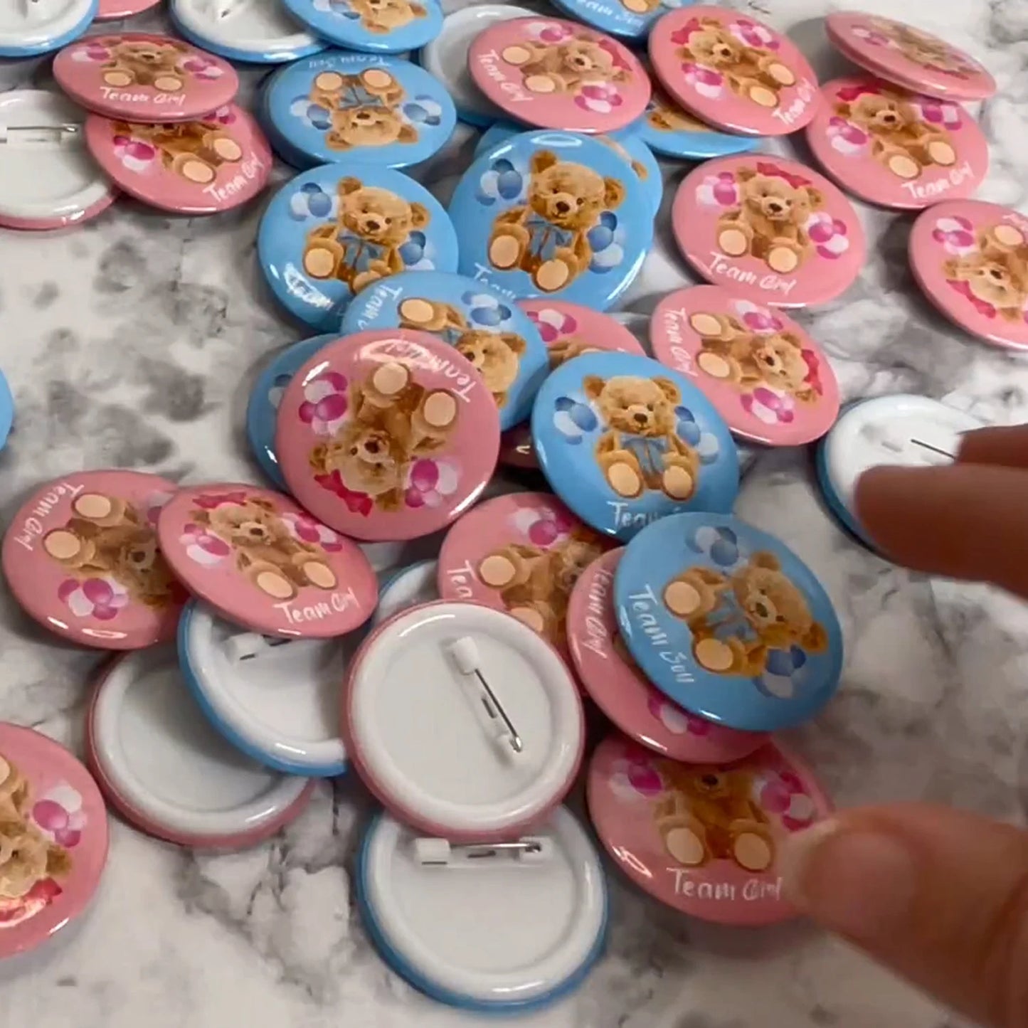 10pcs Gender Reveal Theme Tinplate Badges Cute Bear Team Boy Girl Button Pins Baby Shower Birthday Party Favors Decoration