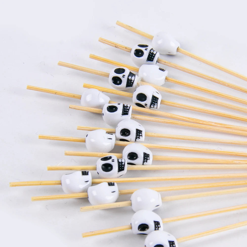 100/200pcs Halloween Skull Cocktail Picks Toothpicks Cocktail Picks Fruit Sticks Appetizers Bamboo Skewers Halloween Party Decor