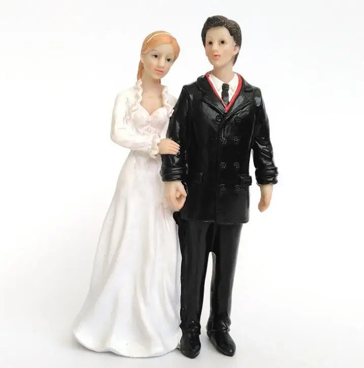 Cake Toppers Dolls Bride and Groom Figurines Funny Wedding Cake Toppers Stand Topper Decoration Supplies Marry Figurine