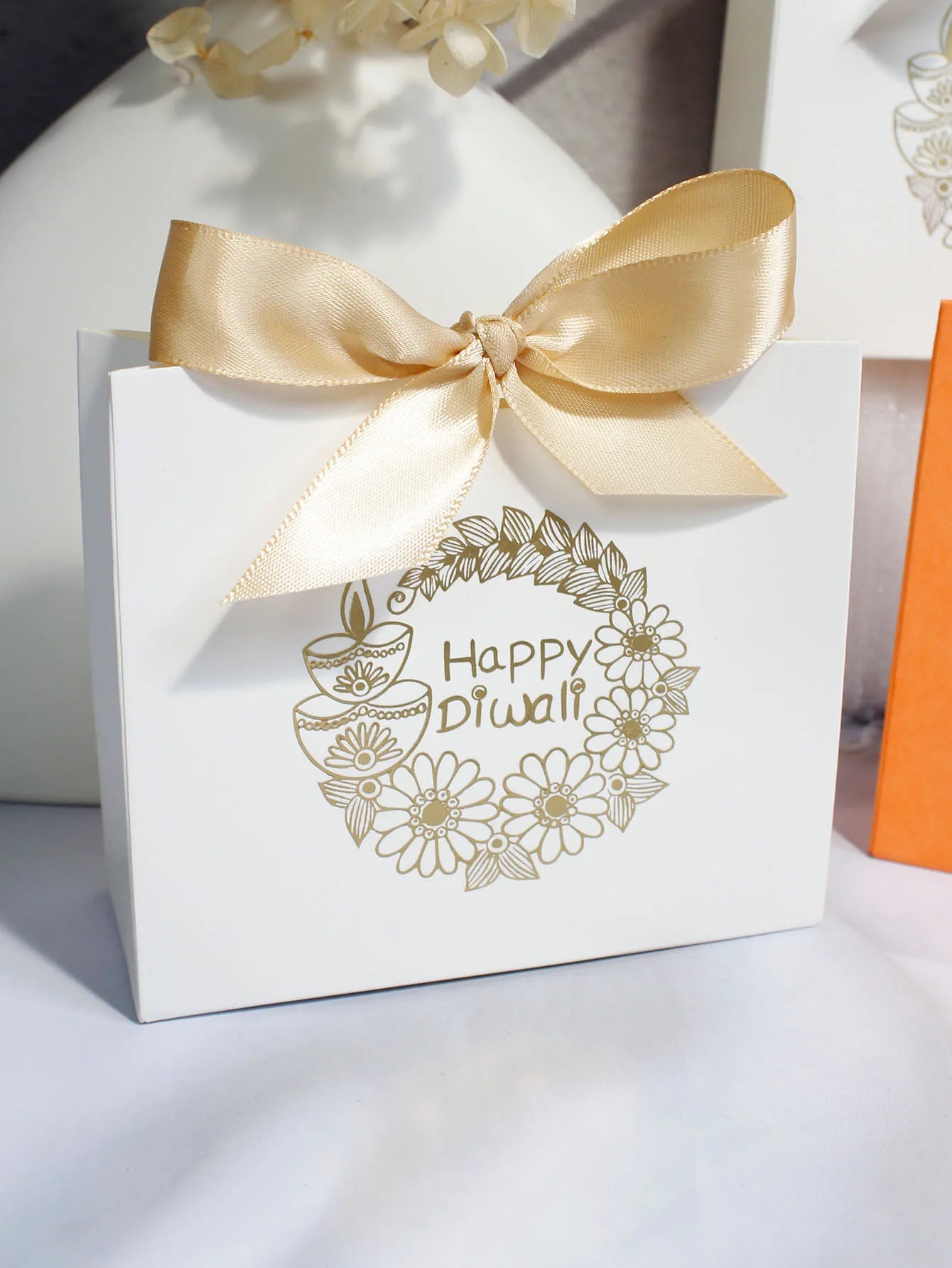 Indian Diwali Candy Box, Indian Festival Decoration Festival, Halloween, Orange Box, White Box Exquisite Gift Box for Candy