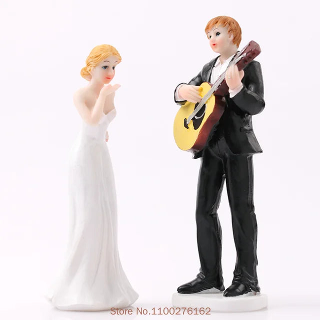 Cake Toppers Dolls Bride and Groom Figurines Funny Wedding Cake Toppers Stand Topper Decoration Supplies Marry Figurine