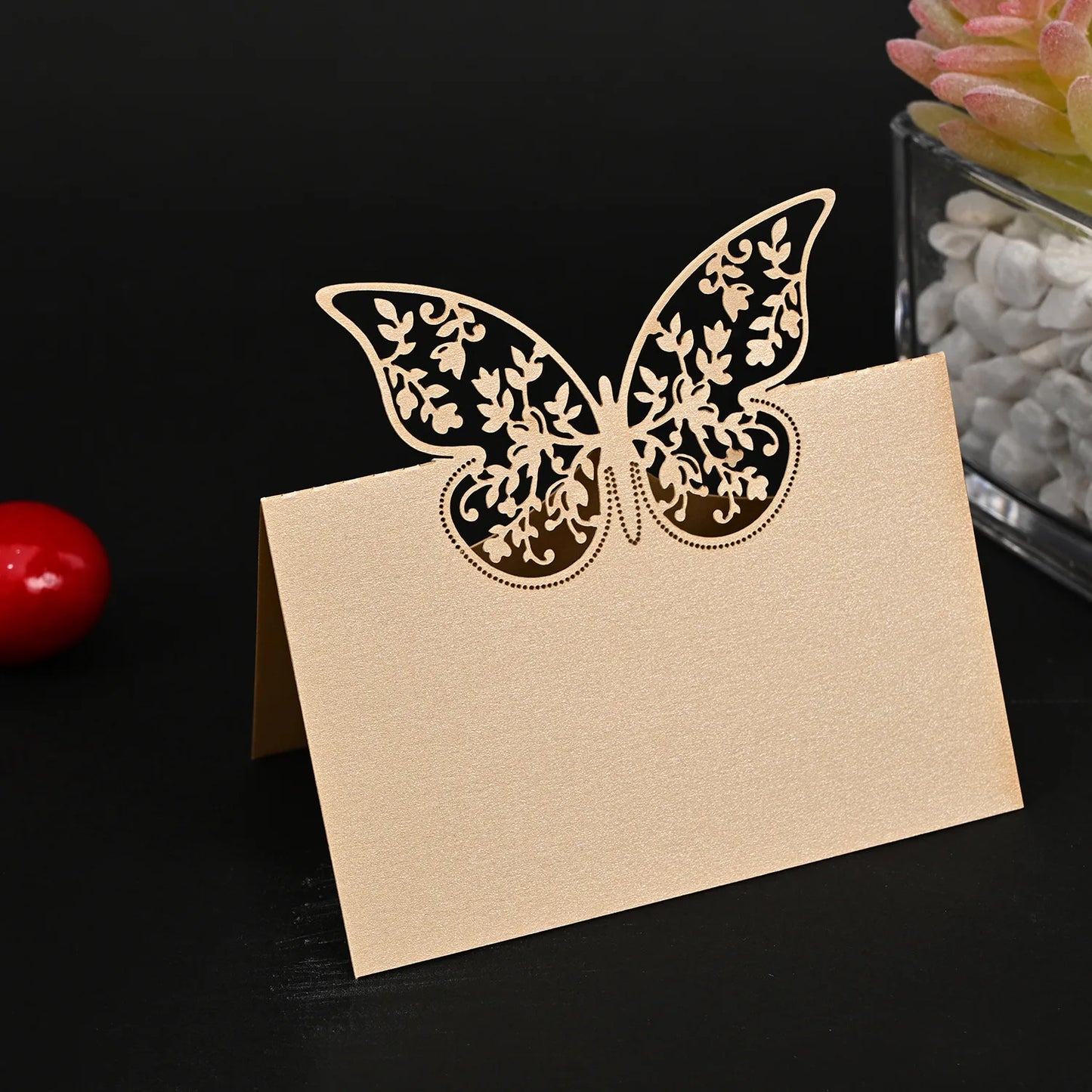 20/50pcs Laser Hollow Butterfly Wedding Place Card Banquet Party Birthday Seat Card Name Sign-in Table Card Flower Greeting Card