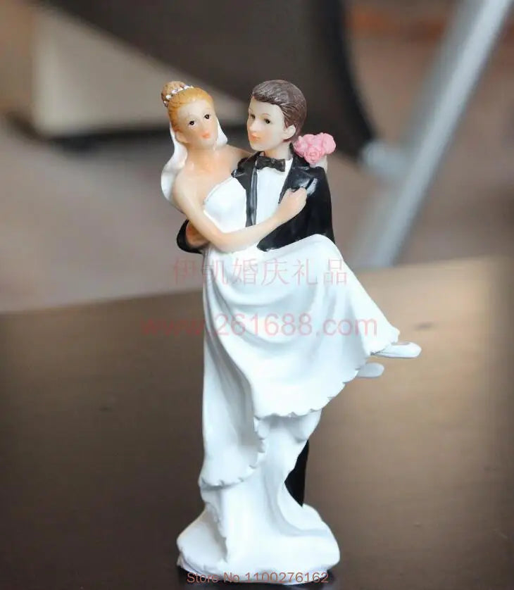 Cake Toppers Dolls Bride and Groom Figurines Funny Wedding Cake Toppers Stand Topper Decoration Supplies Marry Figurine