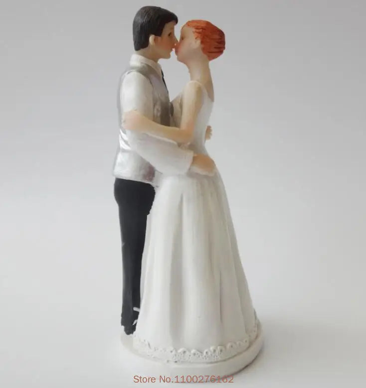 Cake Toppers Dolls Bride and Groom Figurines Funny Wedding Cake Toppers Stand Topper Decoration Supplies Marry Figurine