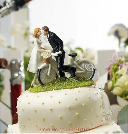 Cake Toppers Dolls Bride and Groom Figurines Funny Wedding Cake Toppers Stand Topper Decoration Supplies Marry Figurine