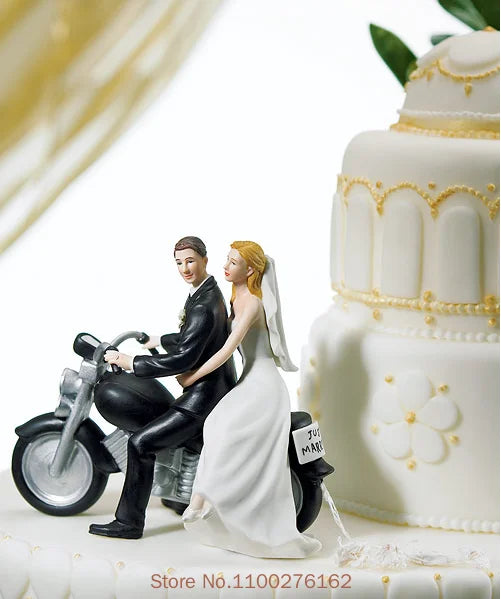 Cake Toppers Dolls Bride and Groom Figurines Funny Wedding Cake Toppers Stand Topper Decoration Supplies Marry Figurine
