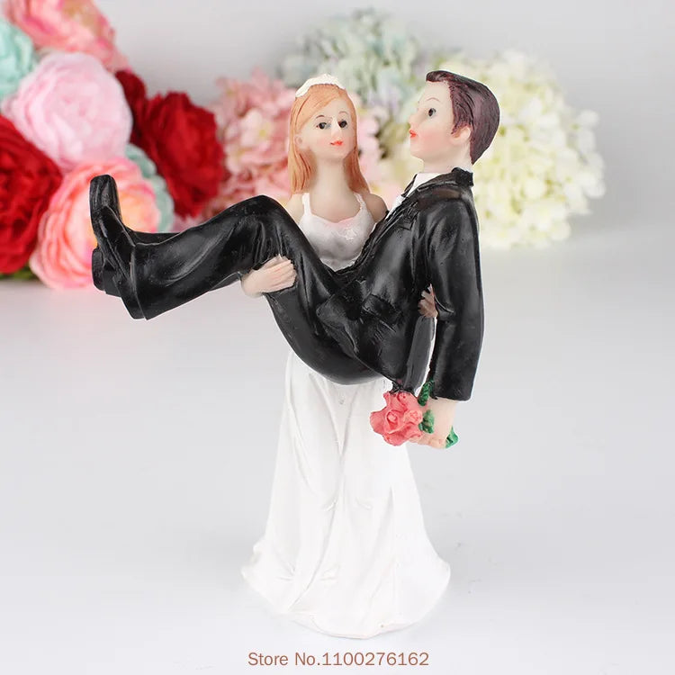 Cake Toppers Dolls Bride and Groom Figurines Funny Wedding Cake Toppers Stand Topper Decoration Supplies Marry Figurine