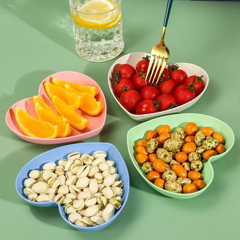 Set of 6pcs Heart-shaped Plate Creative Cake Plate with Tray Bone Dish Dried Fruit Snack Plate Candy Plate Container Snack Plate