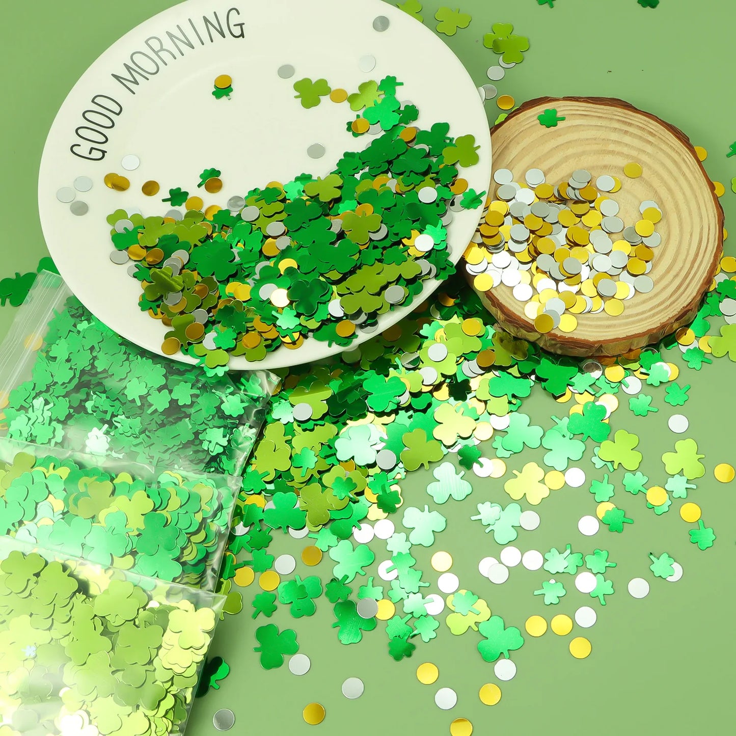 15g/30g St Patricks Day Table Decoration Sequins PVC Green Shamrock Confetti for Irish Festival Holiday Party Home Decoration